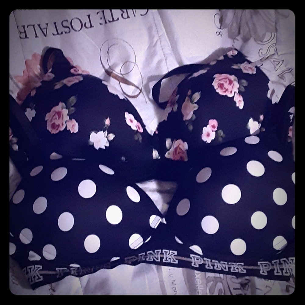 Pink victoria secret bras